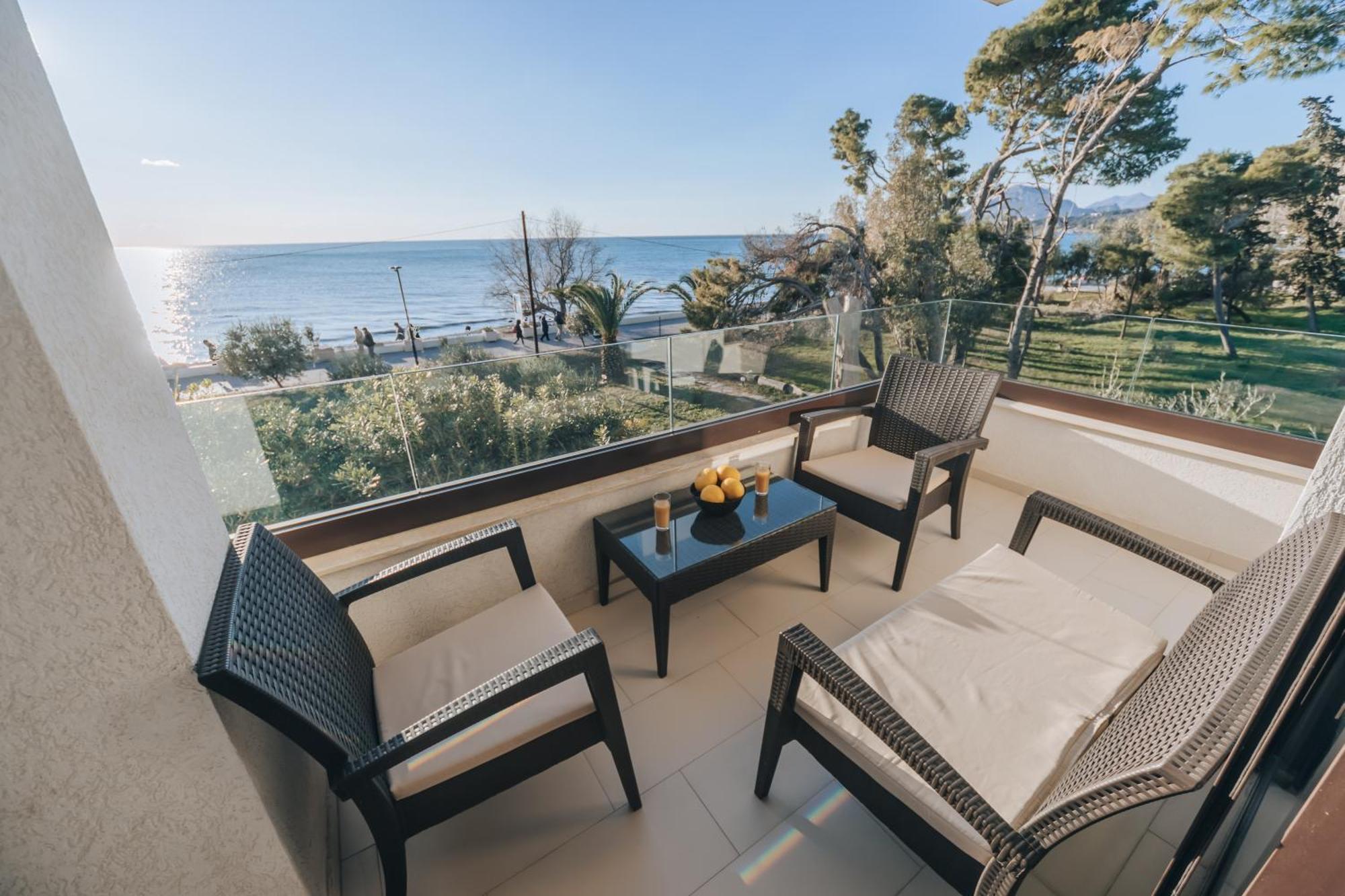 Apartments Kuce Lekovica Beach & Snack Bar- Bistro Habitación foto